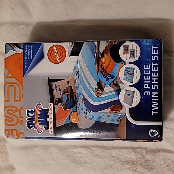 Space Jam Microfiber Twin Sheet Set - Picture 5 of 6